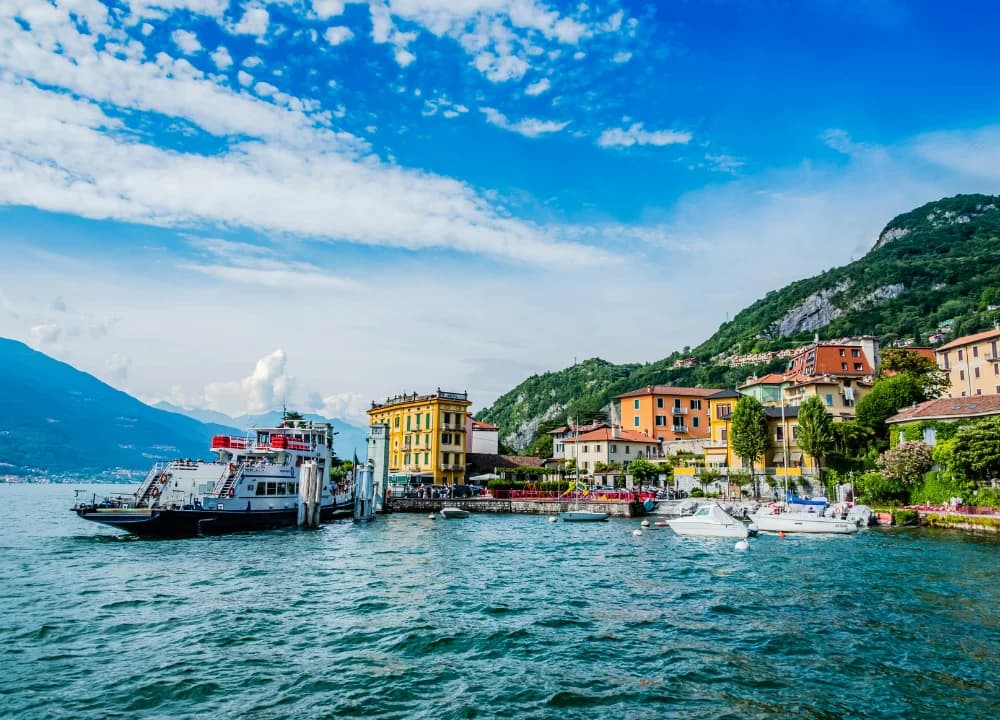 Famolo - Lago di Como in Barca: Mezza Giornata Esclusiva sul Lago di 4 Ore