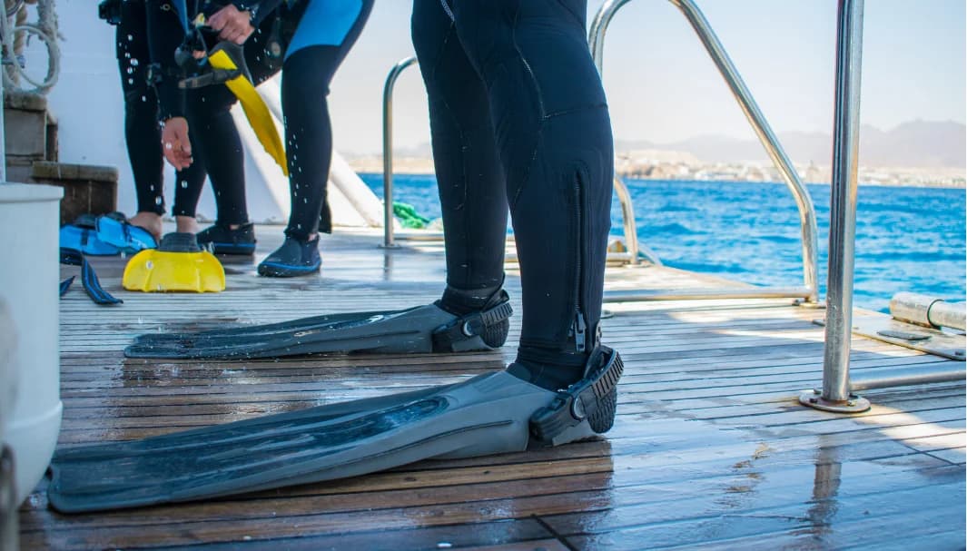 Noleggio attrezzatura sportiva outdoor: perché conviene e come scegliere l'equipaggiamento giusto